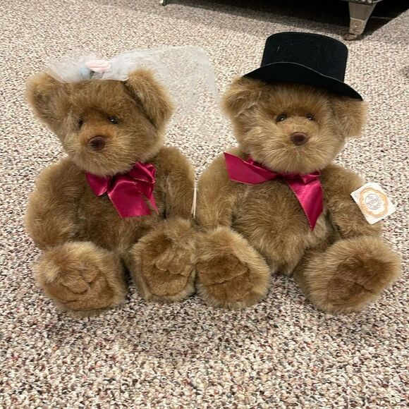 Mr. & Mrs. The Heritage Collection Bears - Picture 1 of 5